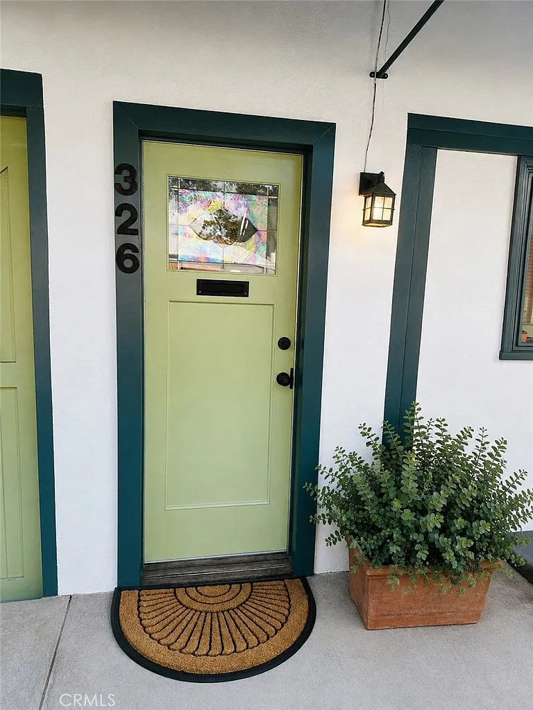 Studio, 440 sqft, $1,850 — Photo 2