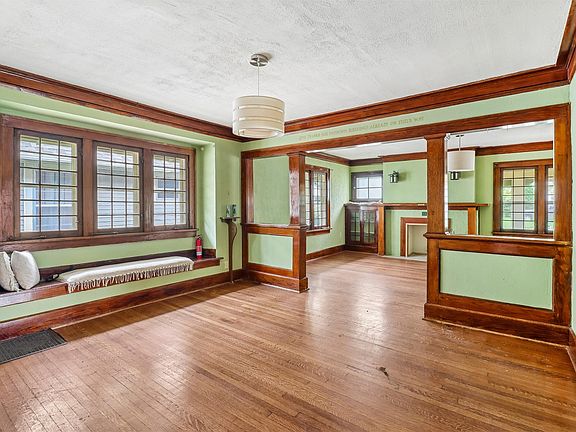 8th image of 2103 Washington Ave
