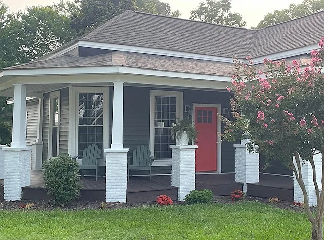 2 bed, 1570 sqft, $2,400 — Photo 1