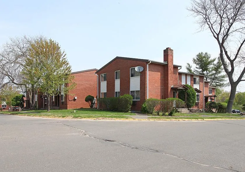 Willowcrest — Photo 3