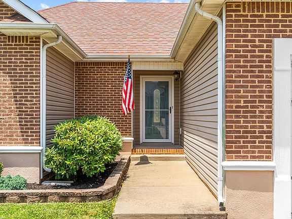 4th image of 2640 Arthurs Ct