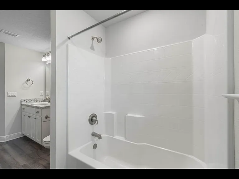 5785 Dogwood Dr E — Photo 2