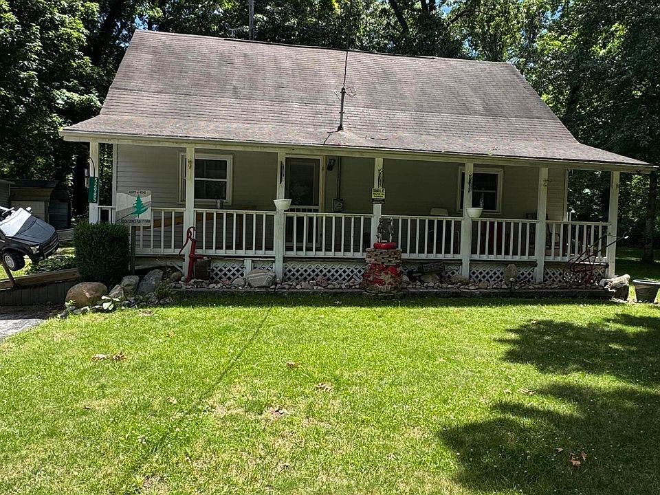 1st image of 52985 Twin Lakeview Dr