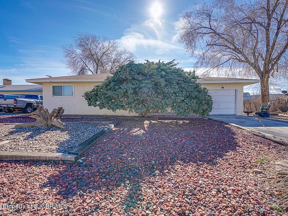 2nd image of 1801 Camino Rio