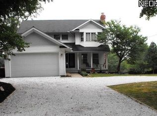 36220 Ridge Rd, Willoughby, OH 44094