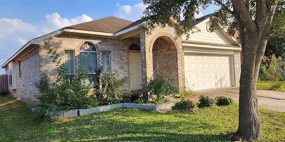 1st image of 7111 Favian Ct