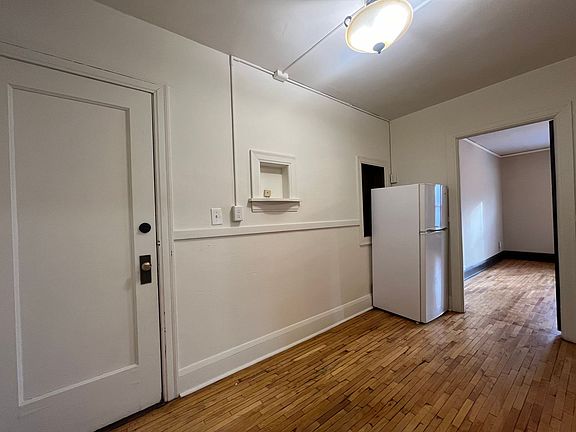 5th image of 1168 Grand Ave APT 6