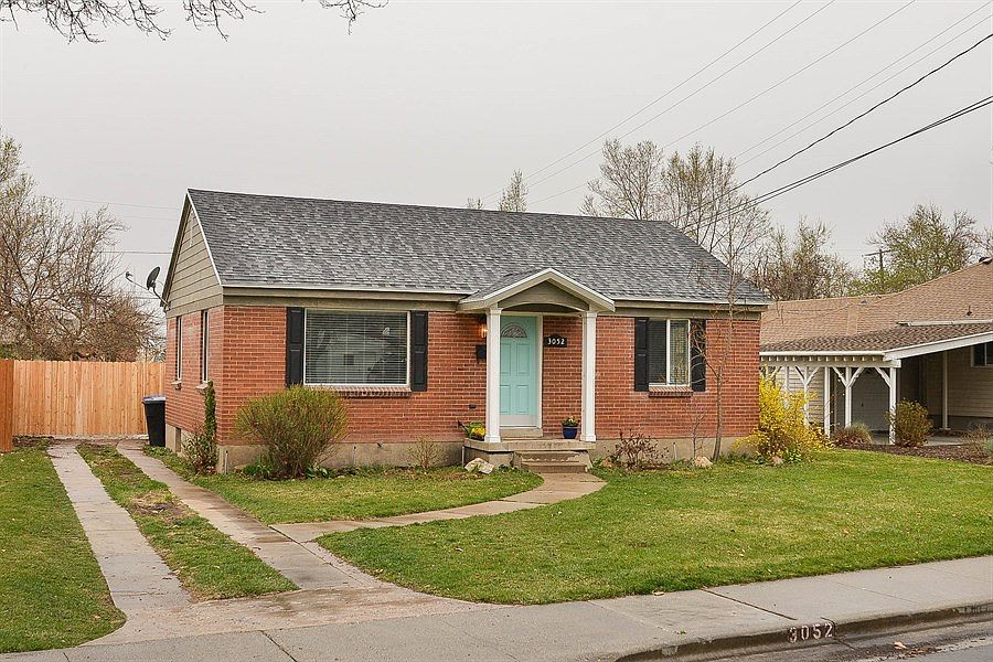 1st image of 3052 S Crescent Dr