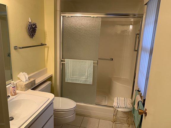5th image of 12902 W Seville Dr