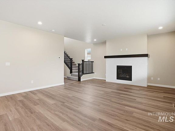 7th image of this home