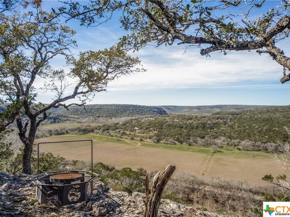 New Braunfels TX Luxury Homes For Sale - 1509 Homes | Zillow