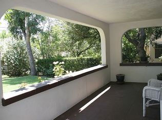 689 E Woodbury Rd, Altadena, CA 91001