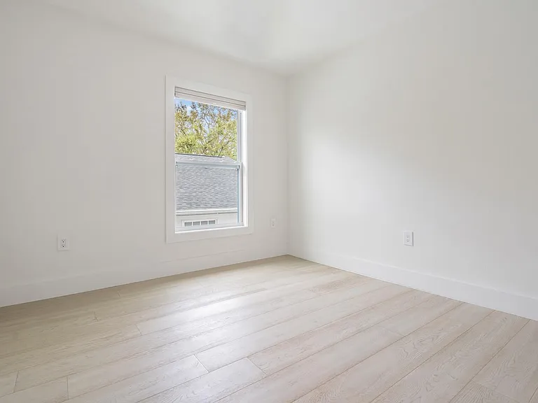 Additional Bedroom