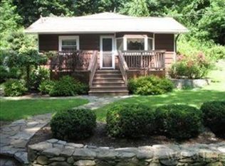 30 Harrimac Rd, Putnam Valley, NY 10579