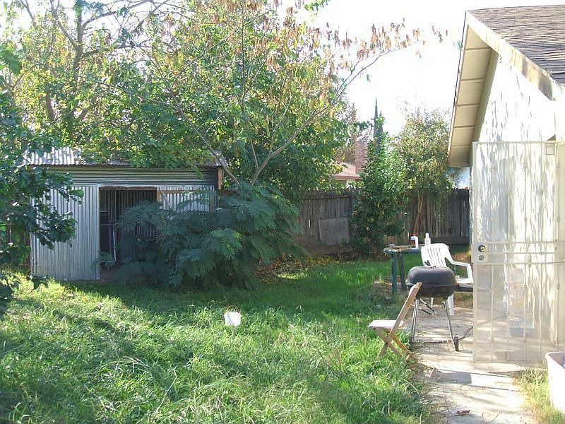2nd image of 2783 Gold Point Way