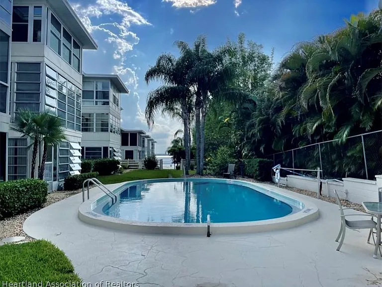 1801 Lakeview Dr #309 — Photo 21