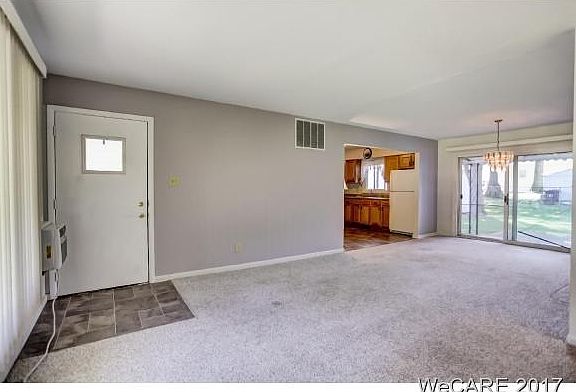 3rd image of 825 Brendonwood Dr
