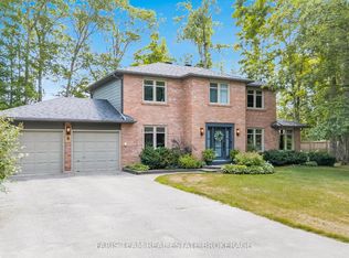 8 Malta Cres, Springwater, ON L9X 0P2