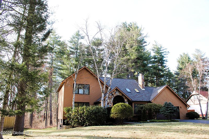 2nd image of 210 Featherwood Court