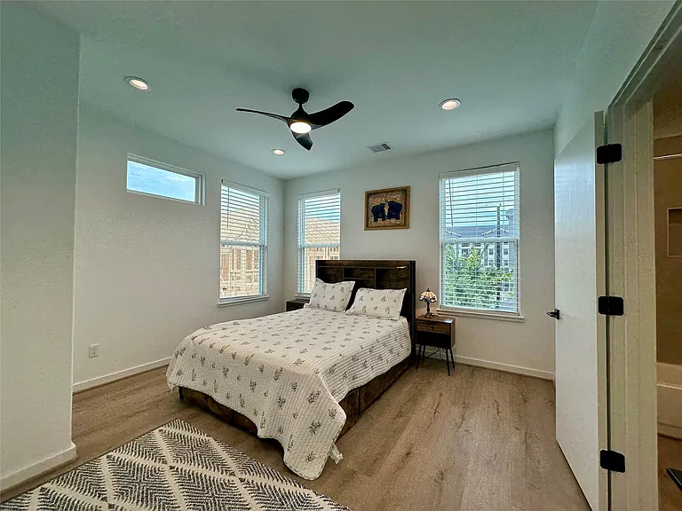 203 Danna Ln #D — Photo 9