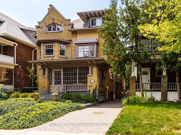 344 Palmerston Blvd #MAIN — Photo 1