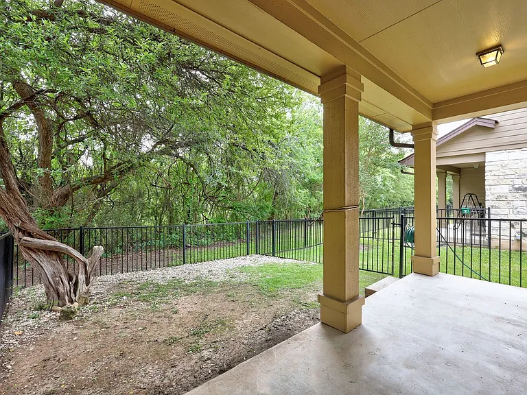 1310 W Parmer Ln #16A — Photo 9