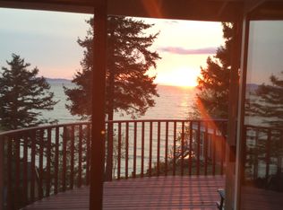 4894 Maple Ln, Ferndale, WA 98248