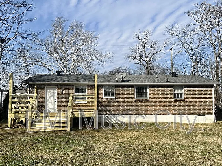 322 Arrington St — Photo 19