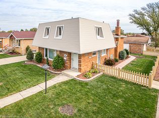 8057 Meade Ave, Burbank, IL 60459