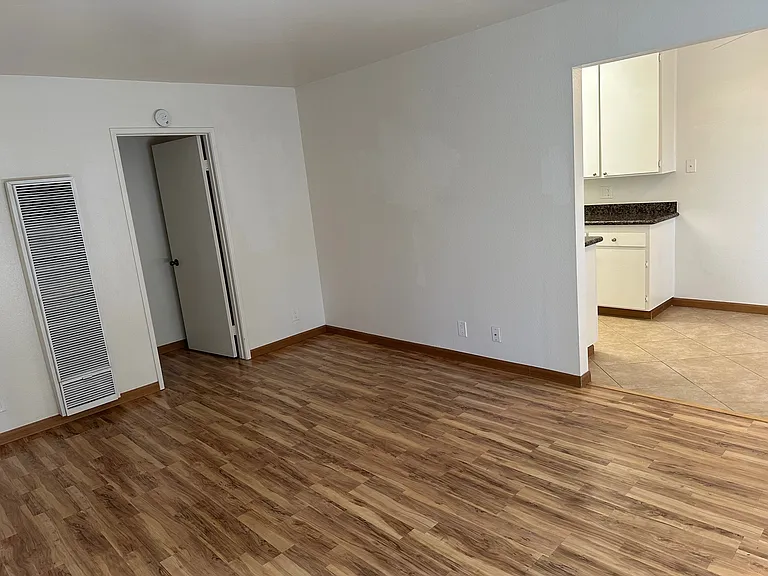 Casa Vista Apartment Homes — Photo 21