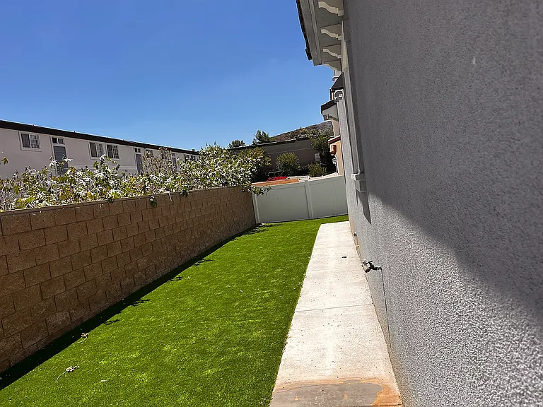1356 Point Loma Pl — Photo 28