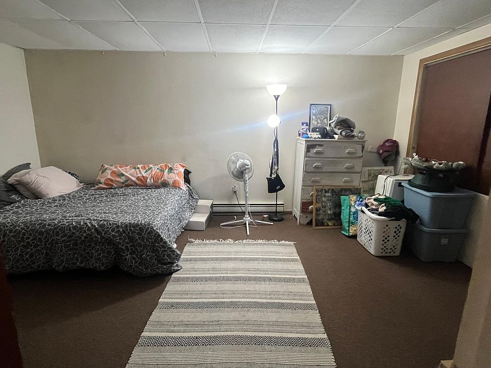 2nd image of 2695 Maple Ave APT 2