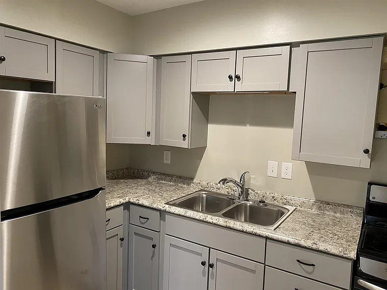 123 Kathleen Dr #2 — Photo 5