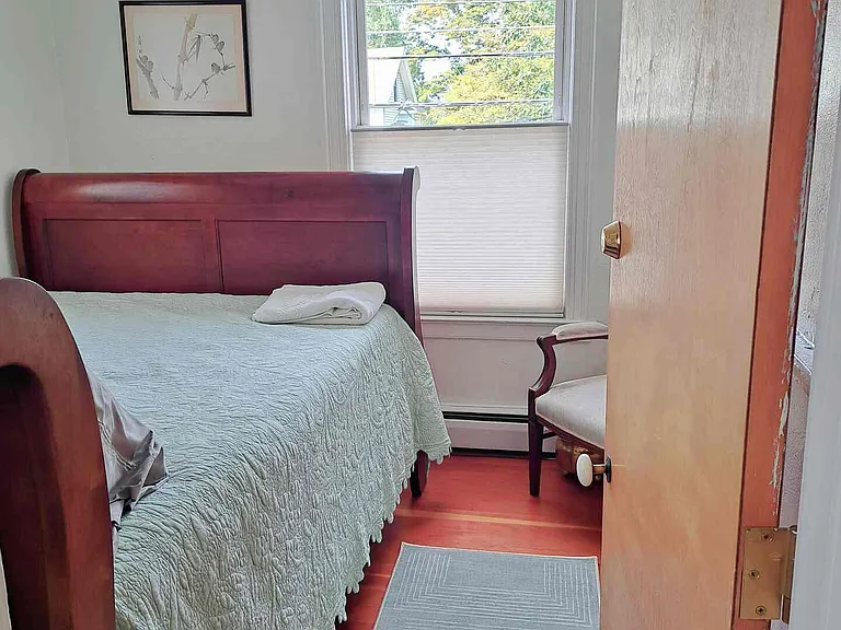 air conditioning in bedroom