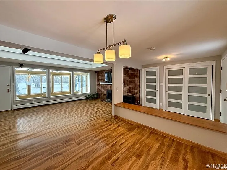 5125 Forest Rd — Photo 12