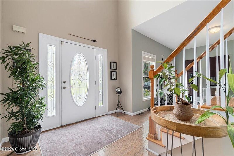 3rd image of 48 Bradt Road
