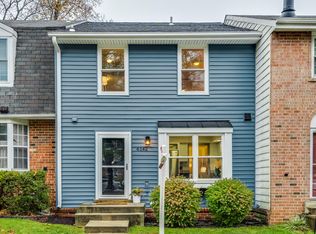 6142 Calico Pool Ln, Burke, VA 22015