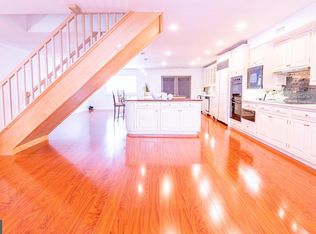 1648 Spring Mill Ct, Yardley, PA 19067