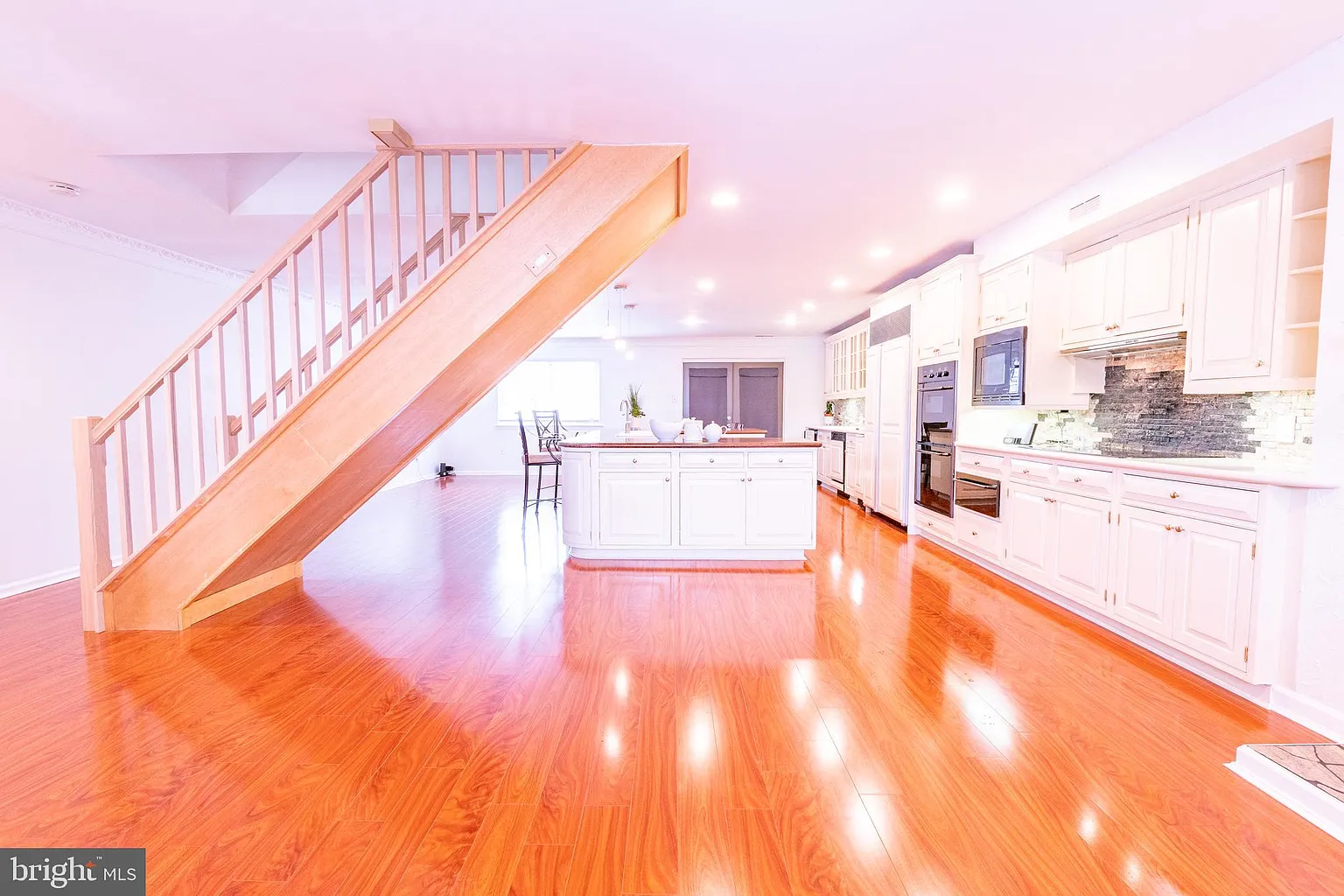 1648 Spring Mill Ct photo 1
