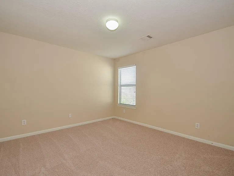 2410 Crossmill Ln — Photo 32