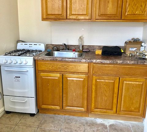 2nd image of 650 Ocean Ave APT B6