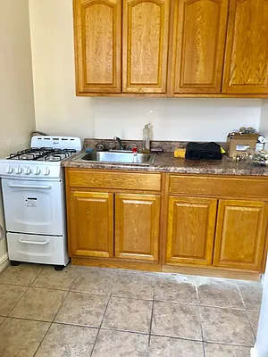 Rented by Smart NY Realty LLC | media 4