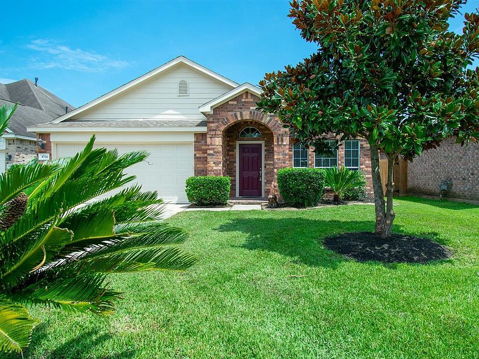 8726 E Highlands Xing, Highlands, TX 77562 Zillow