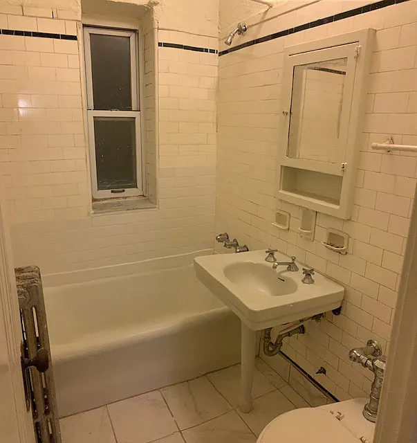 2 bed, 1100 sqft, $950 — Photo 3