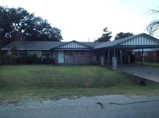 200 Blundell St, Ranger, TX 76470