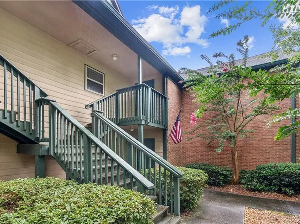 721 Beaufort Cir, Duluth, GA 30096