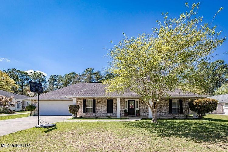 1st image of 1112 Magnolia Bayou Blvd