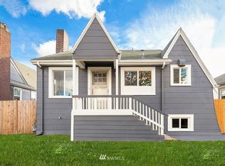 7426 Winona Ave N, Seattle, WA 98103