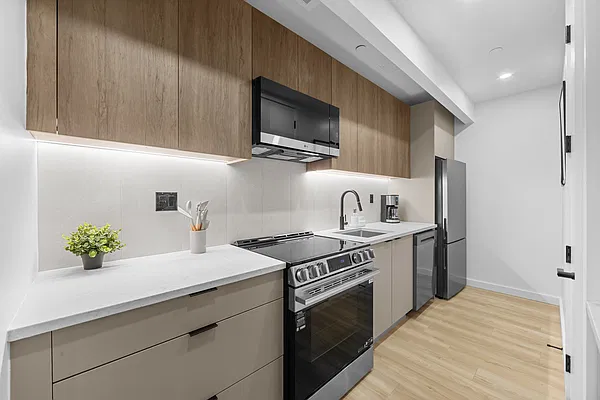 Kitchen, photo 1