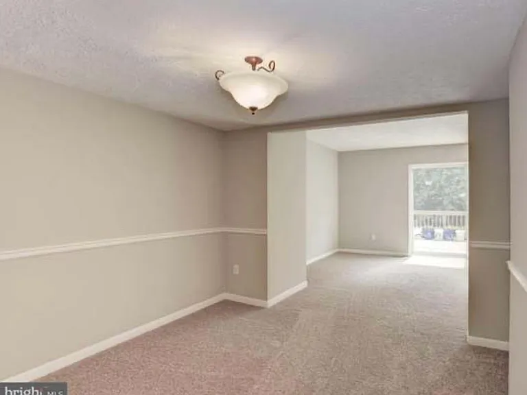 8548 Pine Run Ct — Photo 5
